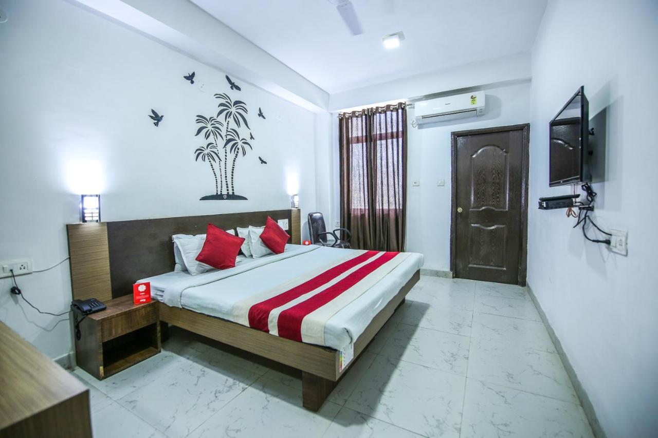 Oyo 3603 White Pearl Hotel Dzsabalpur Kültér fotó
