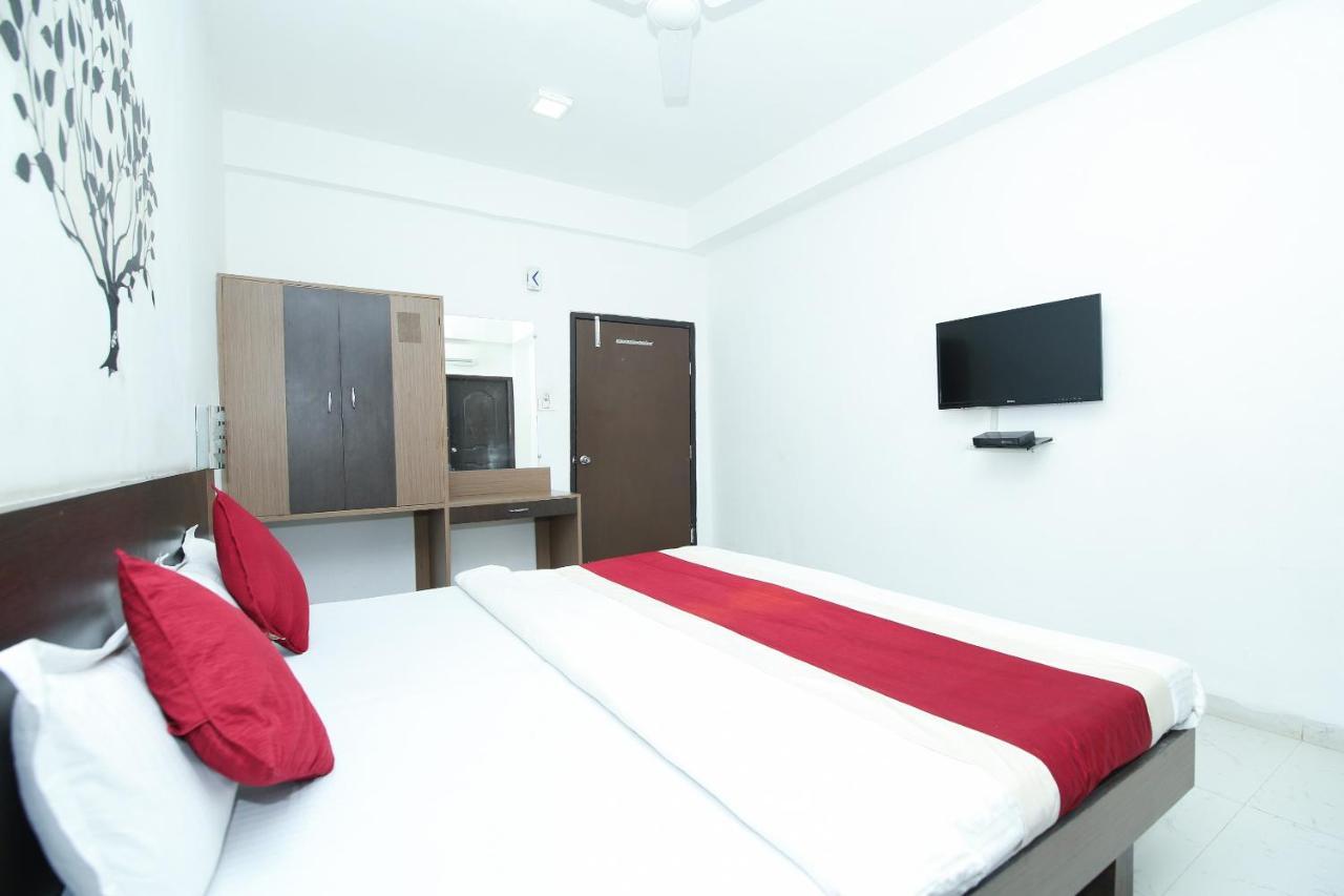 Oyo 3603 White Pearl Hotel Dzsabalpur Kültér fotó